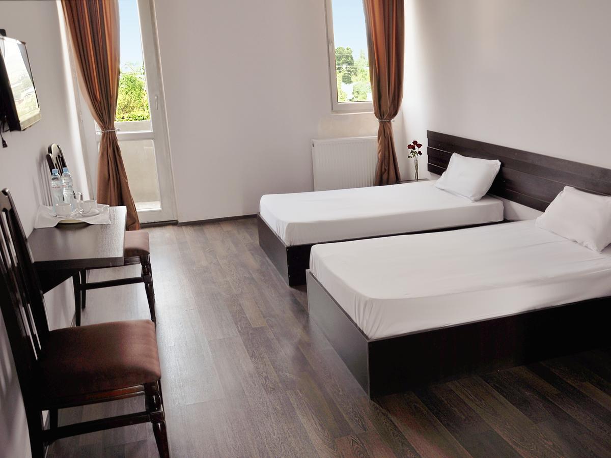 Grand Hotel Tbilissi Extérieur photo